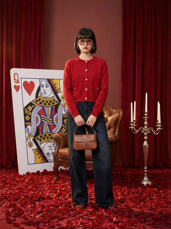 Queen of Hearts Rose Studio