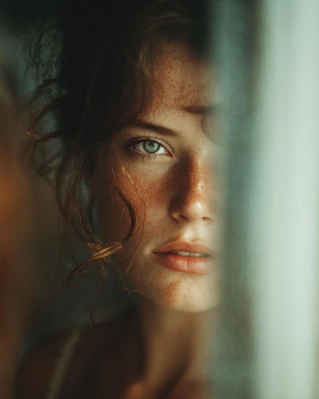 Mirror Gaze in Soft Morning Light