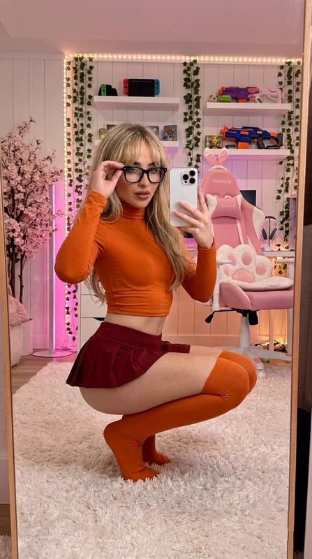 Modern Velma Style Gaming Room Mirror Selfie Portrait