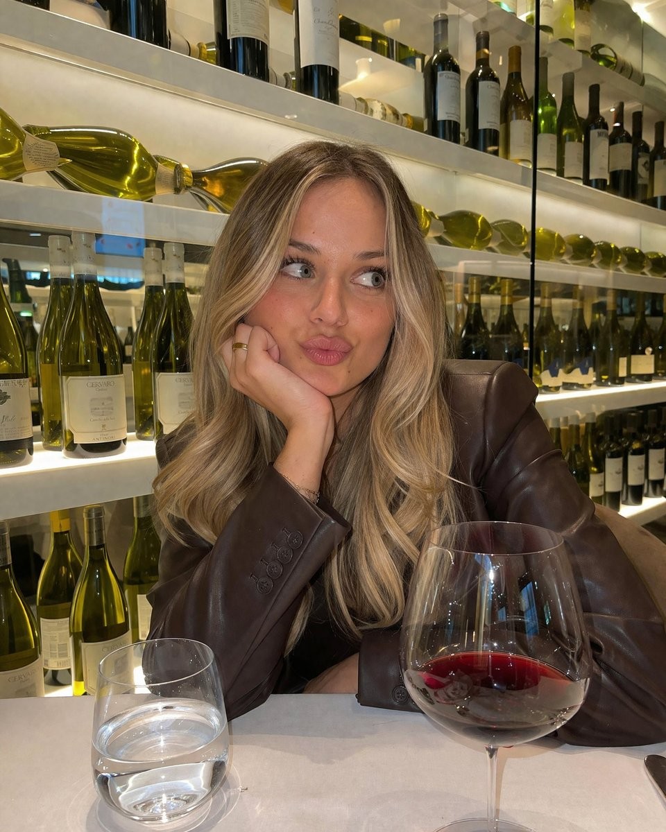 Casual Wine Bar Portrait