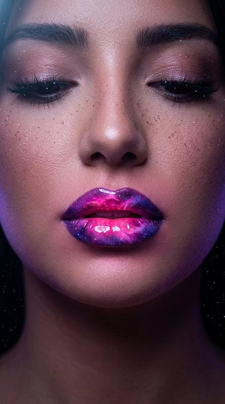 Nebula Lipstick Macro