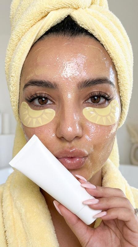 Luxury Skincare Selfie