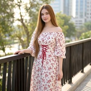 户外碎花连衣裙人像