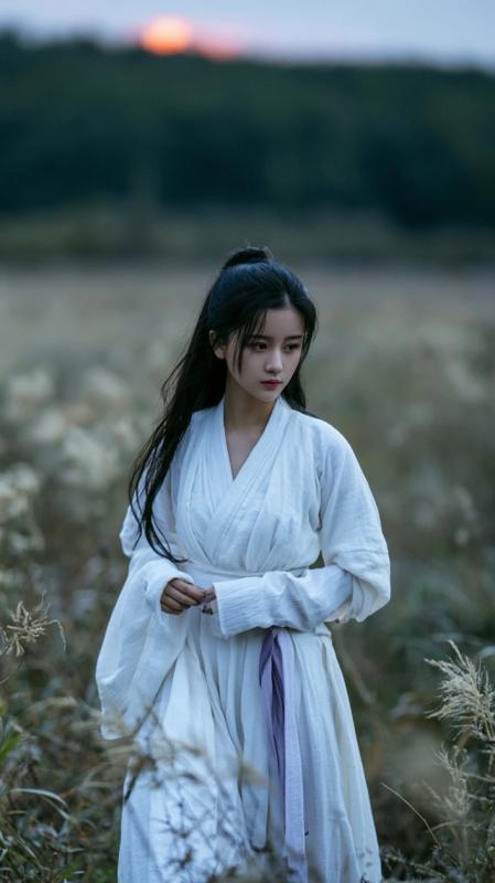 Eastern Ancient Costume Girl