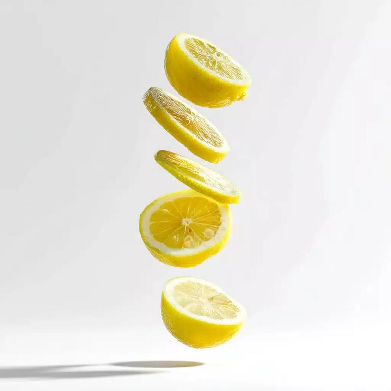 Floating Lemons in Minimalism
