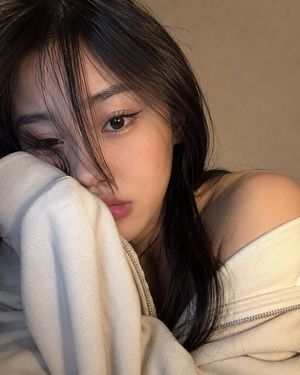 温馨特写自拍肖像