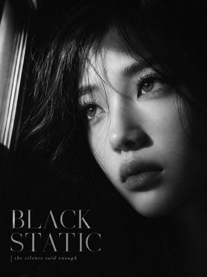 Black Static 黑色电影风格杂志封面