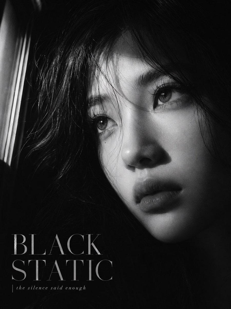 Black Static 黑色电影风格杂志封面