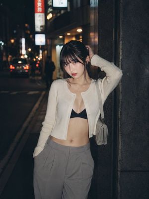 东京夜巷人像