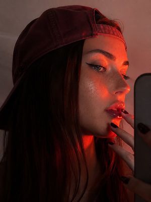 高对比度轮廓光人像