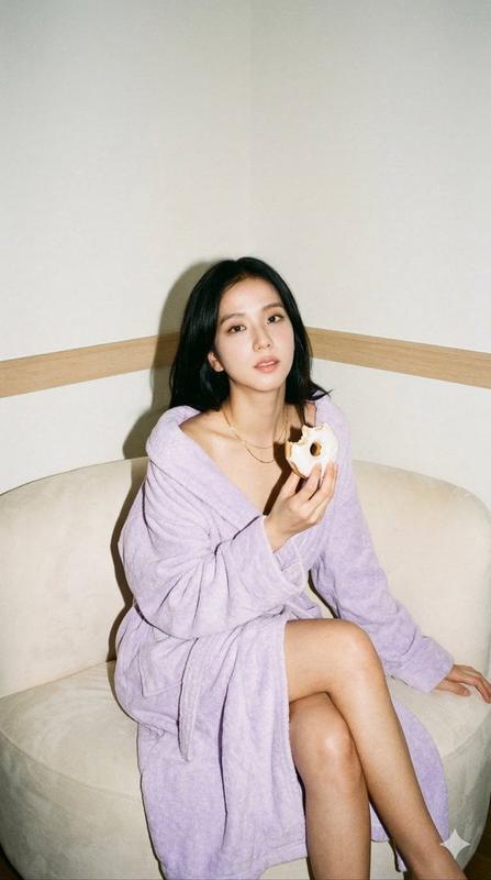 Flash Idol Bathrobe Donut Snapshots